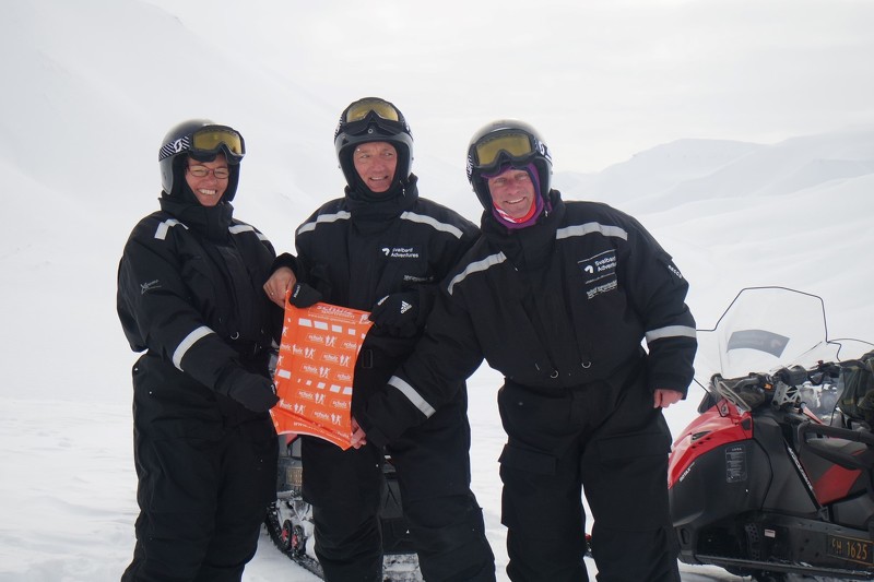 Mit dem Schneemobil auf anderem Weg zurück nach Longyearbyen