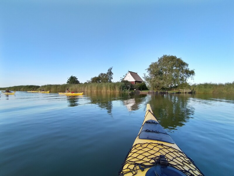 Kajaktour im Bodden oder Strandwanderung/ -lauf nach Zingst