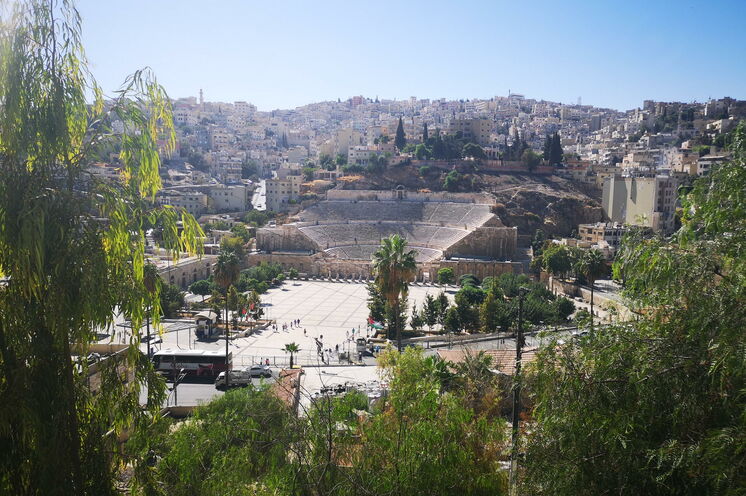 In der Hauptstadt Amman taucht man in die Vielfalt des Landes ein