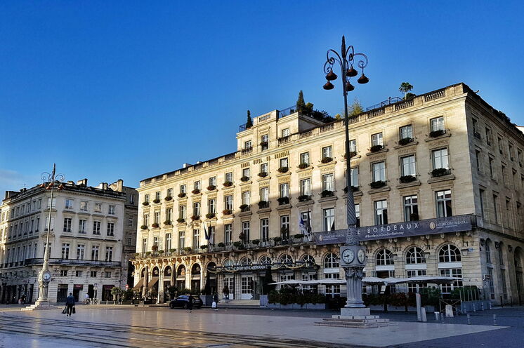 Unsere Hotels befinden sich im Herzen von Bordeaux, einer der schönsten Städte Frankreichs