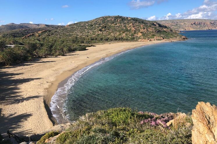Im Osten Kretas: Farbenprächtige Kliffs, einsame Strände und...