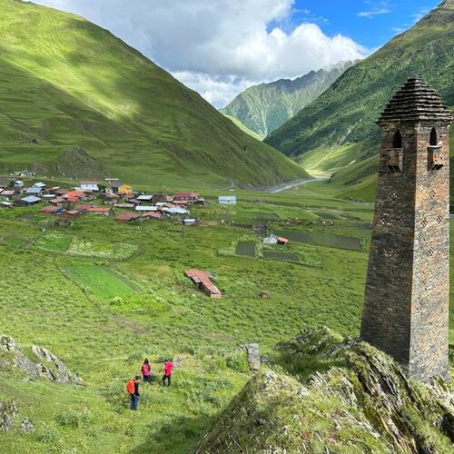 Trekkingabenteuer entlang des Kaukasus in Tuschetien und Chewsuretien