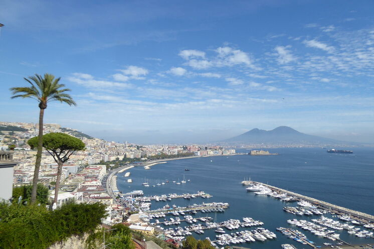Ausblick vom Hotel in Neapel zum Abschluss Ihrer Reise
