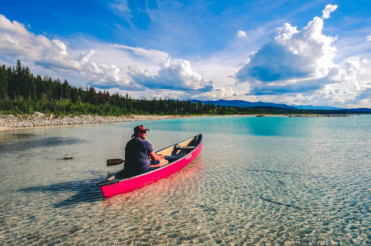 Kanu fahren, wandern, den Blick in die Ferne schweifen lassen – am Eagle Lake