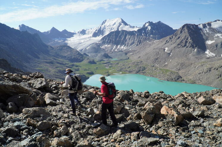 Willkommen in Kirgistan - Land des Himmelsgebirges Tien-Shan und Ihres Trekkingabenteuers!