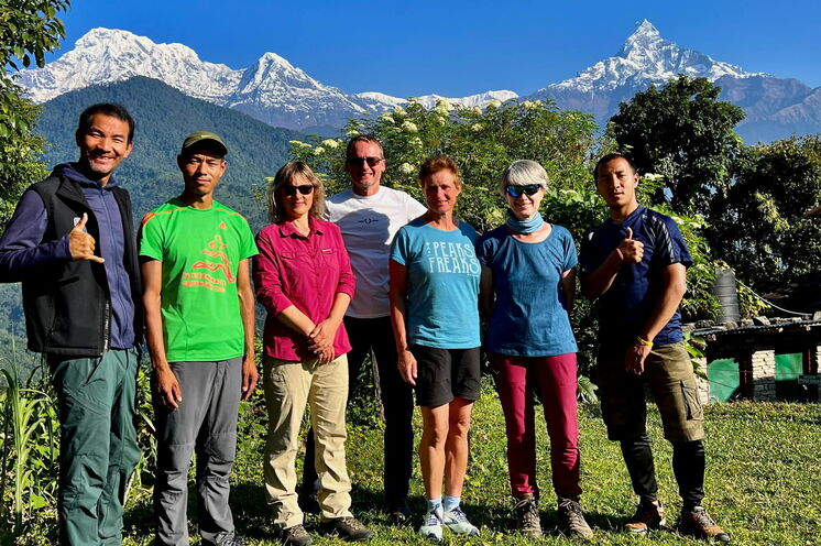 Fantastische Aussichten auf die Gipfel des Himalaya sind Ihnen auf dieser Reise gewiss (Foto: Familie Potzkai)